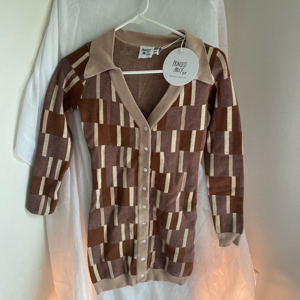 Princess Polly retro pattern knit button down dress